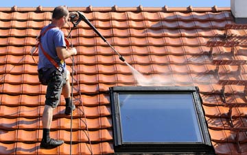 roof cleaning Elms Green